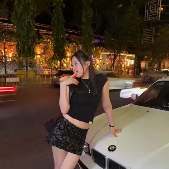 글로니 glowny TWINKLE MINI SKIRT 트윙클 스커트 블랙