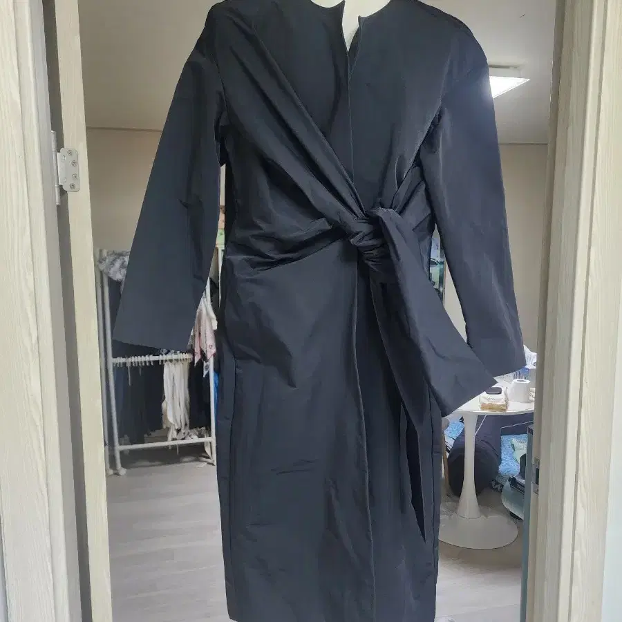 COS 멋스러운  블랙 자켓