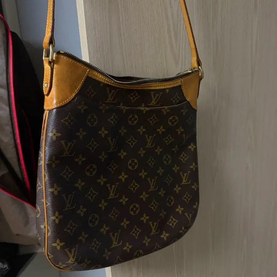 루이비통 모노그램 숄더백