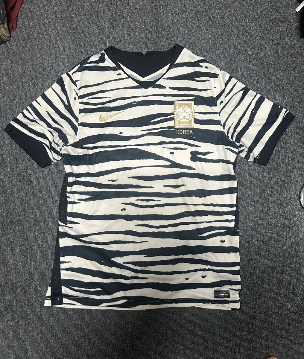 20년도 지브리 국대 유니폼 XXL