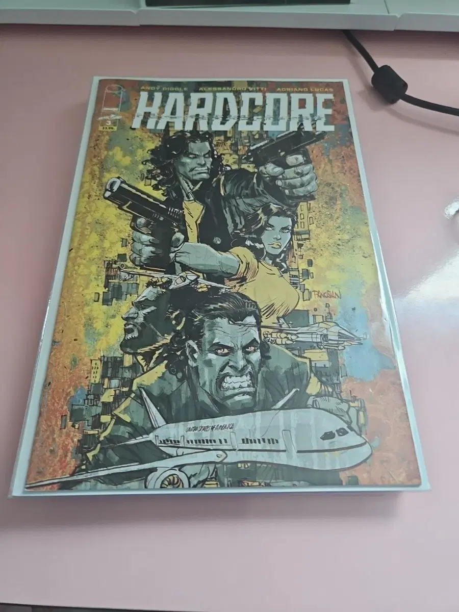 H / 2019 / Hardcore #3