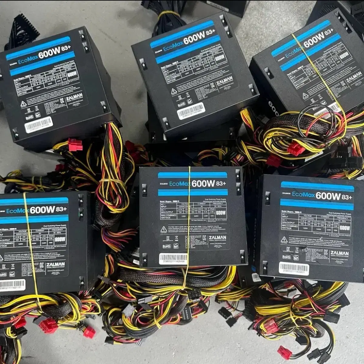 전원선 ㅇ) 잘만 EcoMax 600W 83+ 파워 서플라이