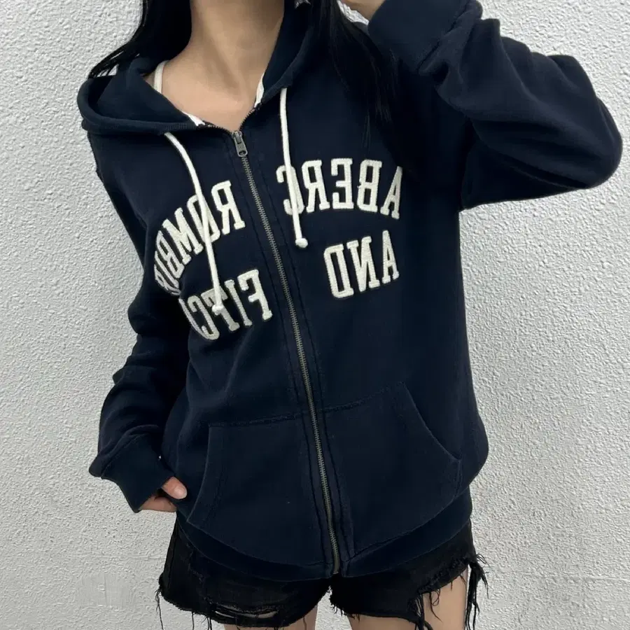 아베크롬비 센터로고 네이비 후드집업 S