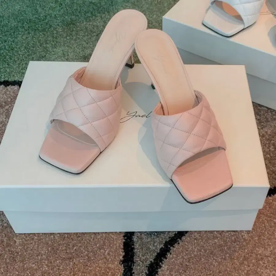 240 야엘 made 이태리 쉽 스킨 고급 수제화 연핑크 9cm 글로니 누아누 시눈 로즈니