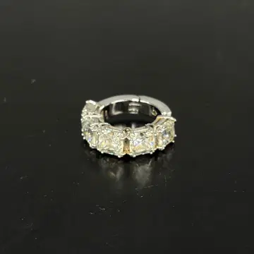 SWAROVSKI 비쥬 이어커프 실버 컬러 한쪽 귀