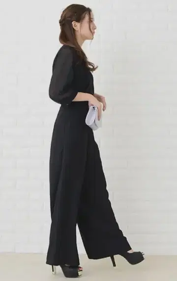 NATUSE 블랙 세레모니 팬츠 점프 수트 2차 모임 파티