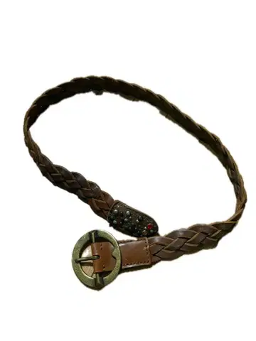 VAROSH ORIGINAL LEATHER 뜨개질 & 스터드 천연 가죽 벨트