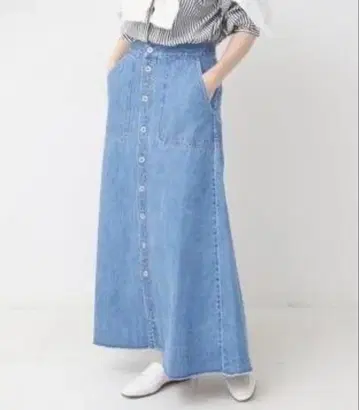 [최근 모델] 스픽 앤 스팬 프론트 버튼 A라인 롱 스커트