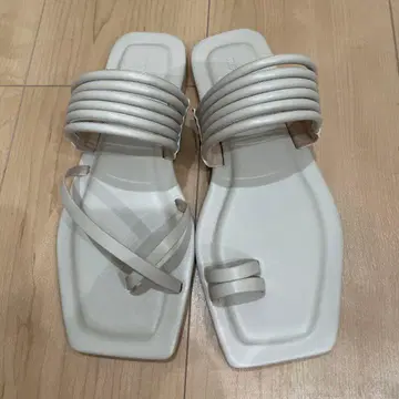 새상품 야마다야 누에르 샌들