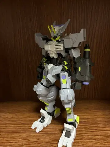 HG 1/144 건담 아스모데우스 정크제품