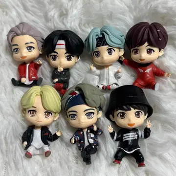 BTS Tiny TAN 모니터 피규어 세트