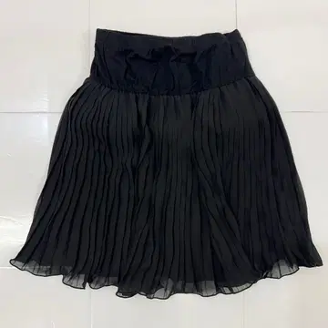 Himary 쉬폰 플리츠 프릴 탑 블랙