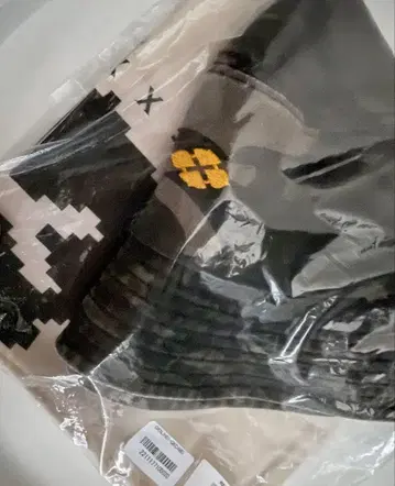 GAKKIN x FOSTEX GARMENTS x NUBIAN HAT 하나바츠