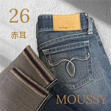 MOUSSY 화이트 자수 스트레치 스키니 데님 적색 귀 사이즈 26 새상품급