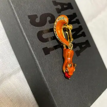 미사용 새상품! ANNA SUI 리스 귀찌