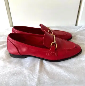 [ 새상품급 ] ZARA 리얼 가죽 로퍼 빨간색 가죽