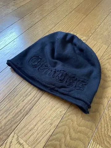 archive beanie y2k