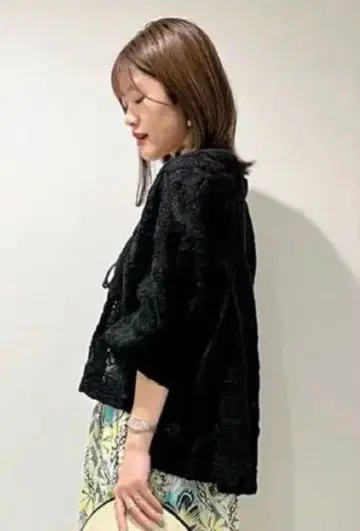 그레이스 콘티넨탈 레이스 상의만