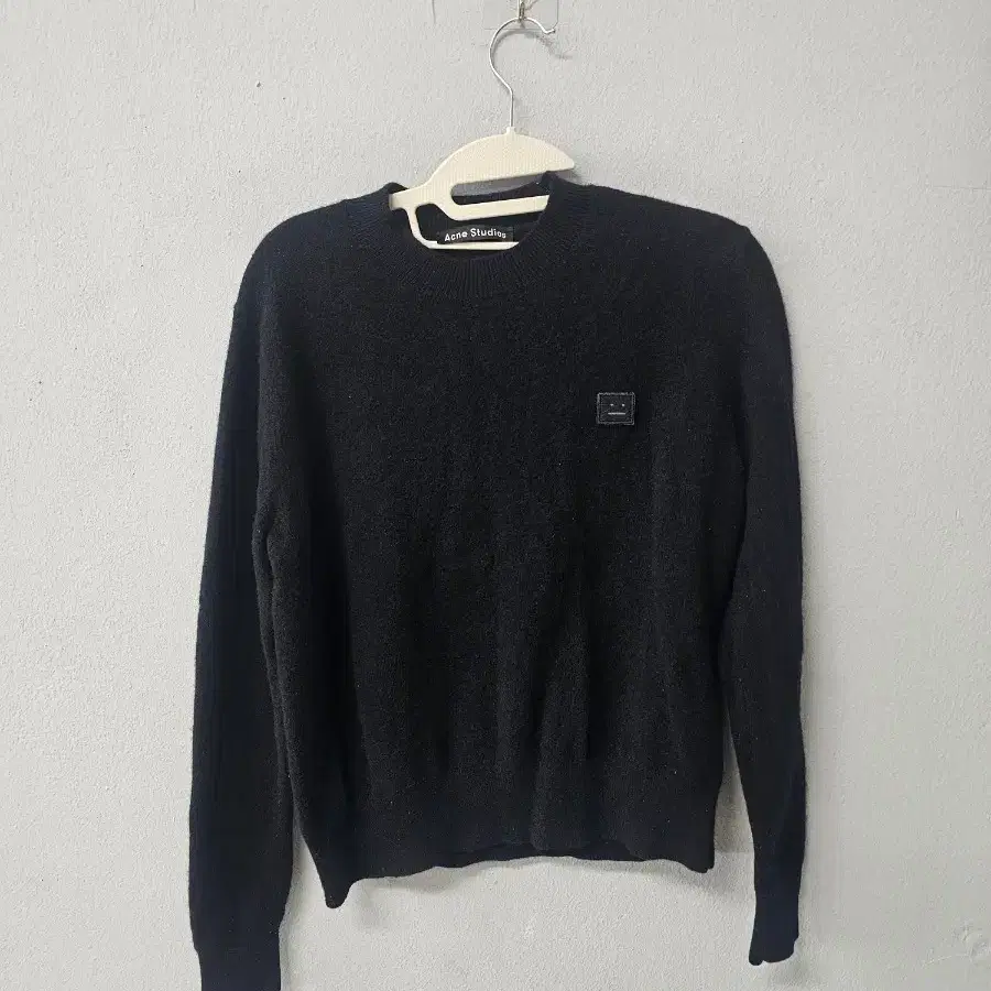Acne Studios 페이스 로고 니트 블랙