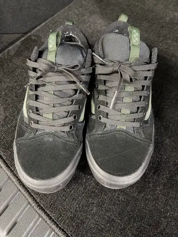 VANS 올드스쿨 블랙 x 그린