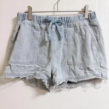 컷오프 데님 숏팬츠 M 스카이블루 면 캐주얼 여행 바다