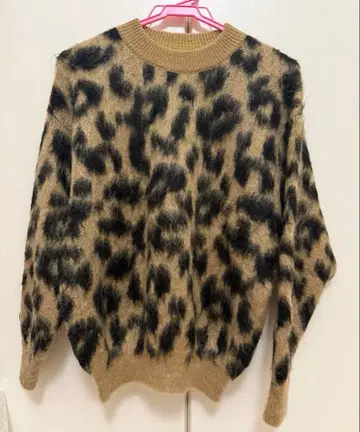 Ameri VINTAGE 아메리 모헤어 레오파드 니트 스웨터