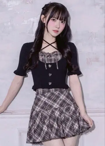 pium 요크 절개 하트 버튼 니트 프론트 버튼 체크 플리츠 미니 스커트