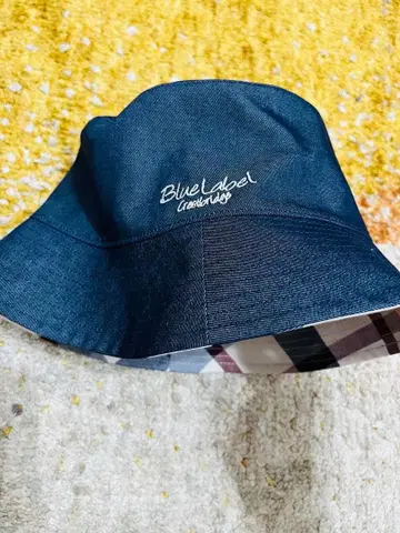 리버서블 미사용 새상품 BLUE LABEL 버킷햇