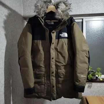 THE NORTH FACE 마운틴 다운 코트 [ 정가 79,200엔 ]
