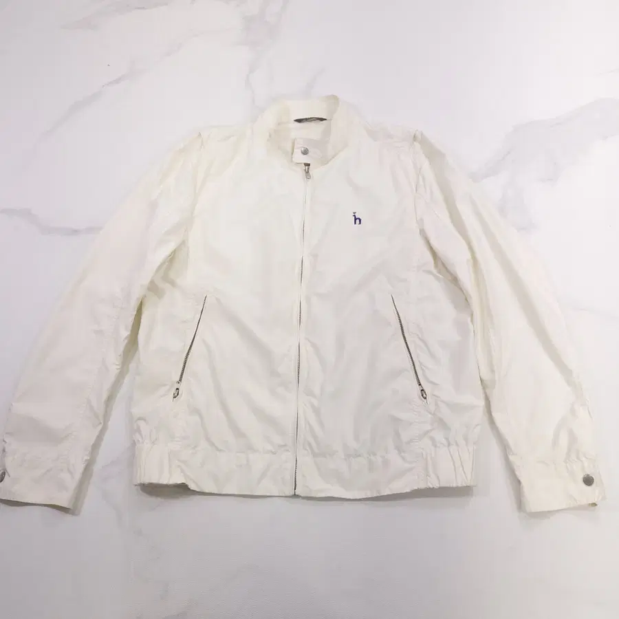 헤지스 HAZZYS 남성 스탠드칼라 바람막이 자켓 아이보리 105 (XL)
