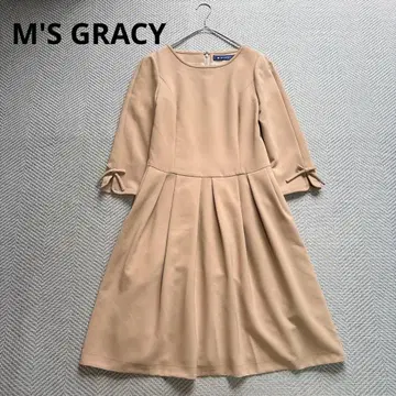 새상품급 M'S GRACY 엠즈 그레이시 원피스 베이지 리본 7부 소매