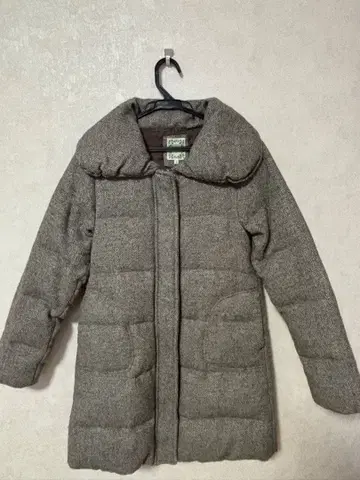 헤링본 무늬 다운 자켓