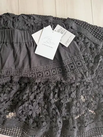 La boutique BonBon 새상품 롱 스커트 블랙