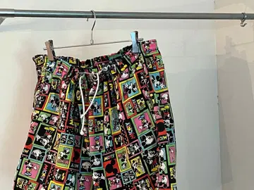 80~90s mickey wide shorts
