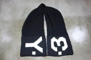 Y-3 over size stall