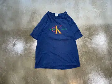 90s Hanes Calvin Klein 티셔츠