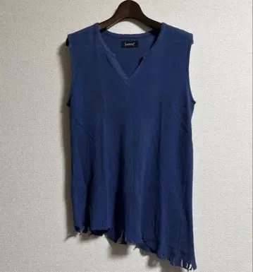 Lamrof 24ss BORO SLANTED SLEEVELESS