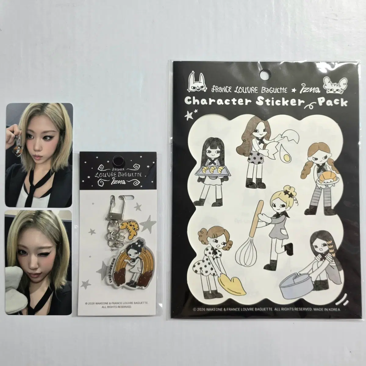 이즈나 최정은 부산 팝업 포카 + 키링 + 스티커 세트