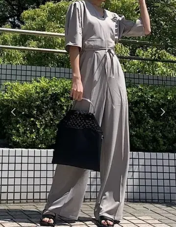 EMODA 크로스 하이웨스트 올인원 그레이 V넥 새상품