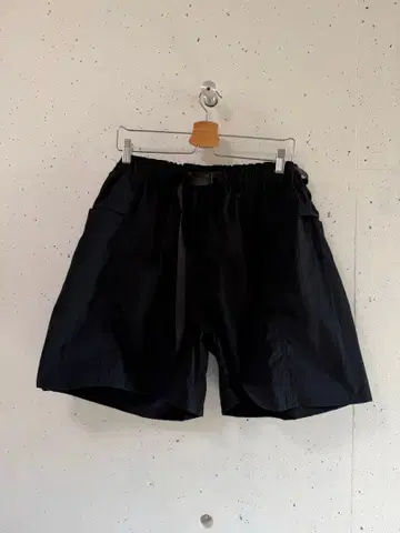 is-ness music MUSIC RIVER SHORTS L
