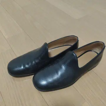 가죽 슬립온 블랙 오페라 슈즈 새상품급