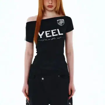 YEEL RACING ASYMMETRIC T-SHIRT black