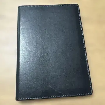 중고 SOMES 소메스 여권 케이스