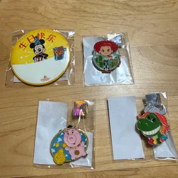 상하이 디즈니 캔뱃지 토이스토리