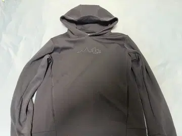 새상품급 DESCENTE THE ONE 후드티 네이비 M