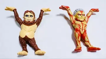 [ 진격의 거인 ] Attack on Titan 펜 받침대 야수형 거인 갑옷형 거인 세트