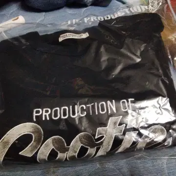 Cootie Productions 블랙 맨투맨 L
