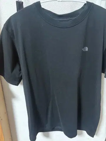 THE NORTH FACE 블랙 T셔츠 S사이즈