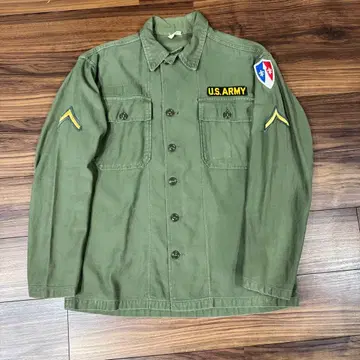U.S. ARMY 밀리터리 셔츠 와펜 포함