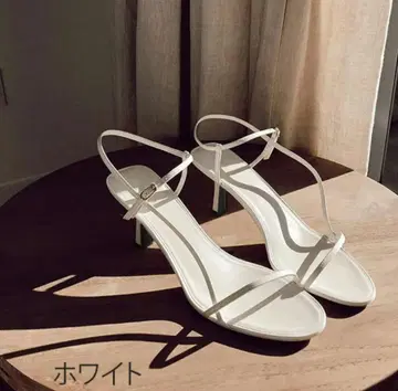 미사용 새상품 스트랩 샌들 뮬 SS21.5cm